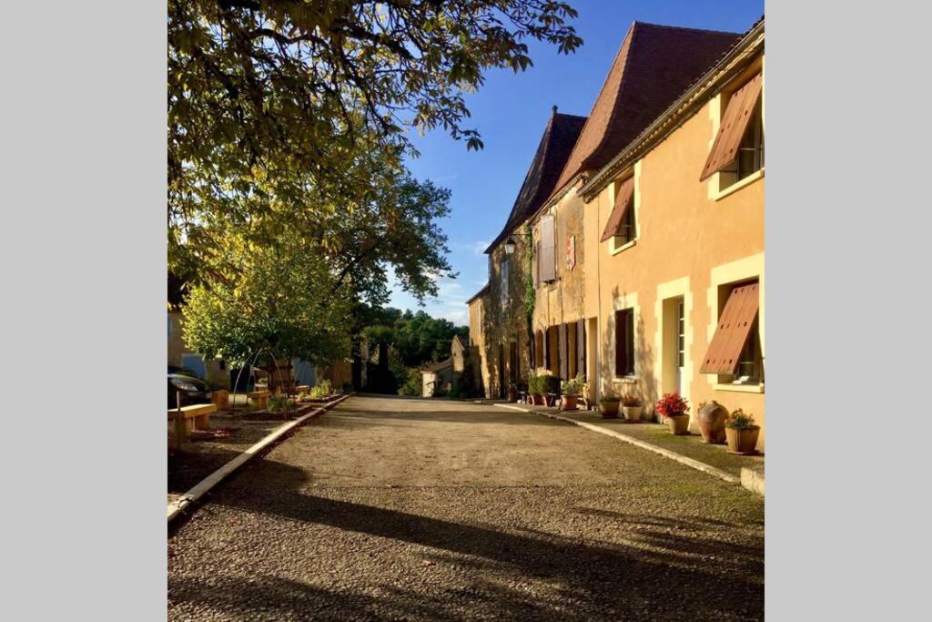 Les Petits Self Contained 2 Bedroom Apartment Molieres (Dordogne) Экстерьер фото